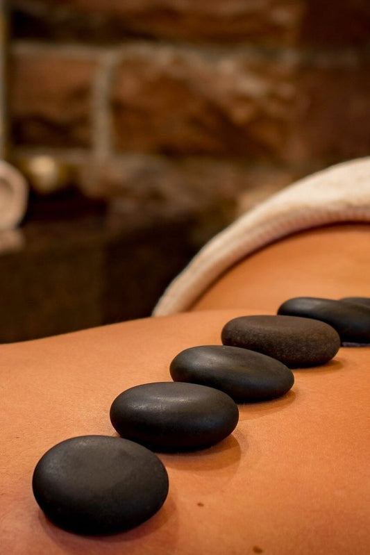 60 Minute Hot Stone Massage